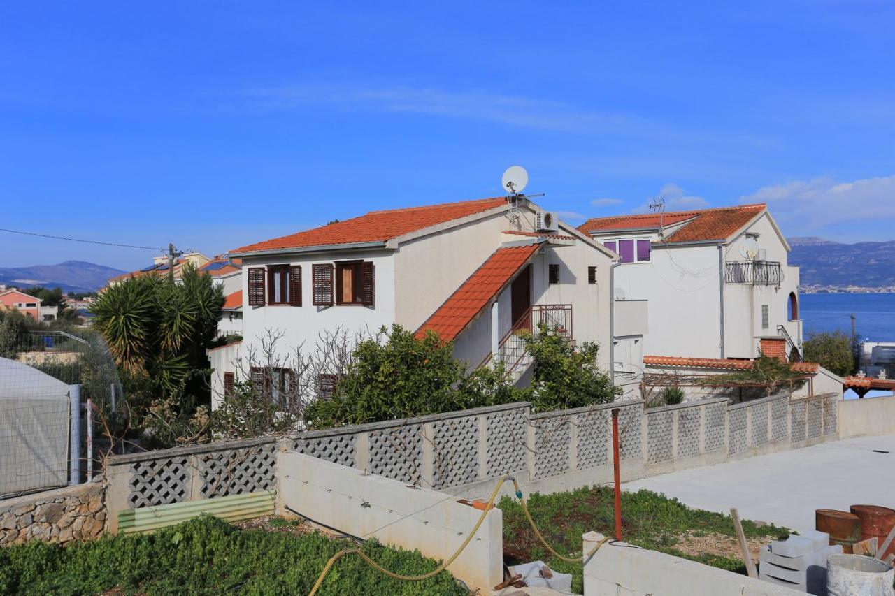 Apartments By The Sea Slatine, Ciovo - 16345 Eksteriør bilde