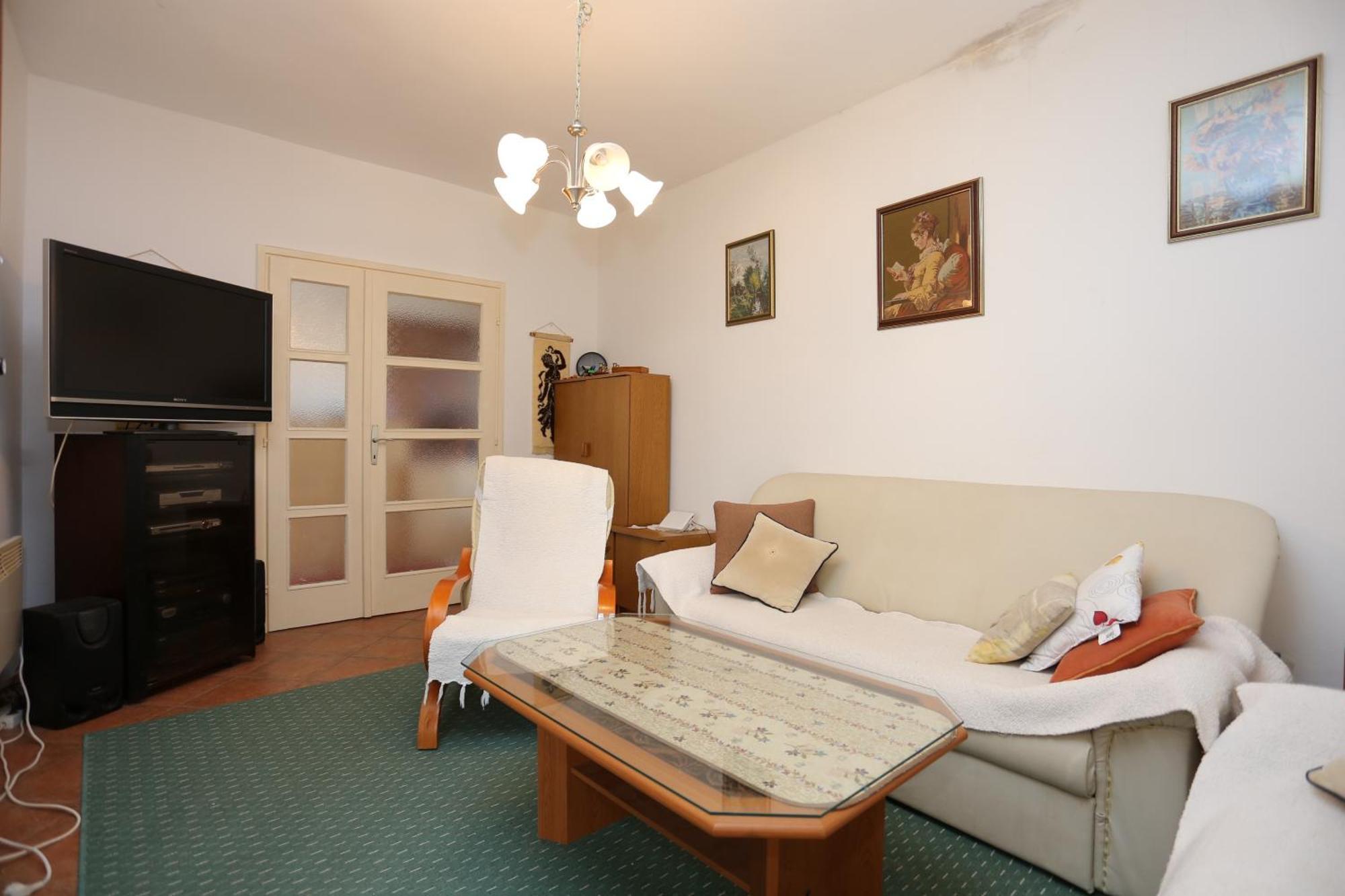 Apartments By The Sea Slatine, Ciovo - 16345 Rom bilde